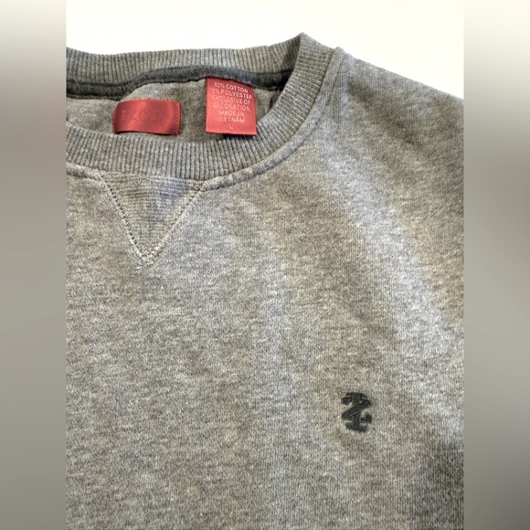 Vintage IZOD Gray Crewneck Sweatshirt – Size L, Like New - Picture 3 of 10
